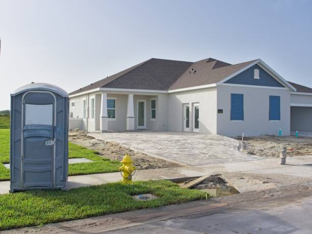 Best Luxury portable toilet rental  in Guntersville, AL